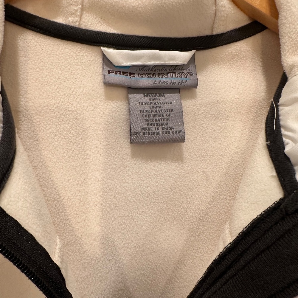 Free Country Women's Soft Shell Jacket - Picture 4 of 4